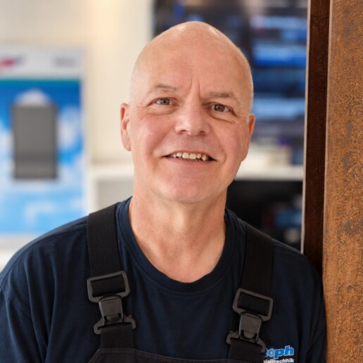 Teammitglied im Kundendienst von CHRISTOPH Service für Haustechnik in Heide